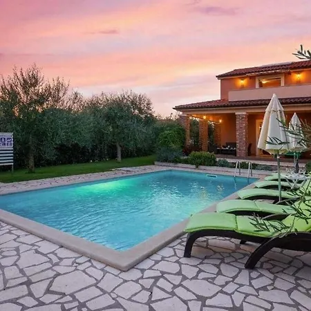 Casa Clara Comfortable Holiday