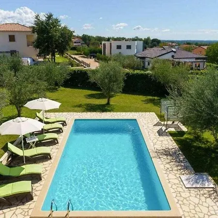 Casa Clara Comfortable Holiday *