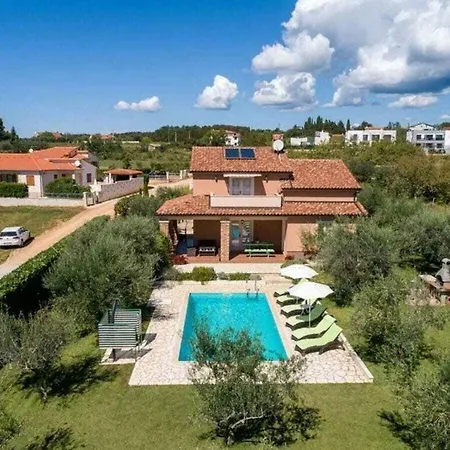 Casa Clara Comfortable Holiday Vila